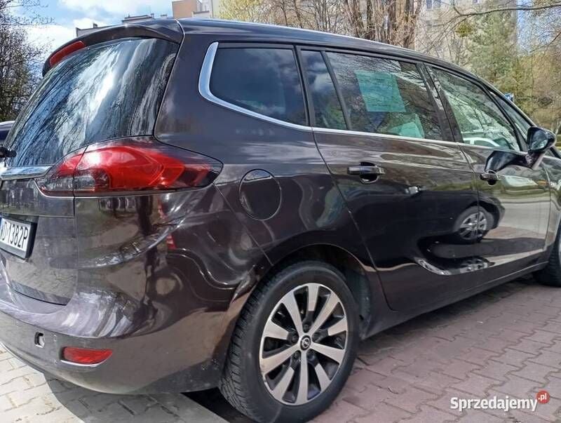 Używany Opel Zafira 140 KM (102 kW) 2016 Brązowy Minivan