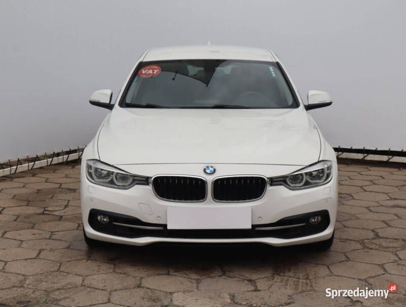 Biały Używany 2015 BMW 320 Kombi | 56 499 zł (Drogi) - Obraz 1/4