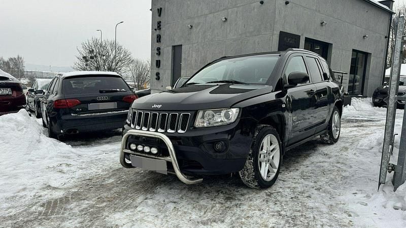Używany Jeep Compass 156 KM (114 kW) 2012 Czarny SUV
