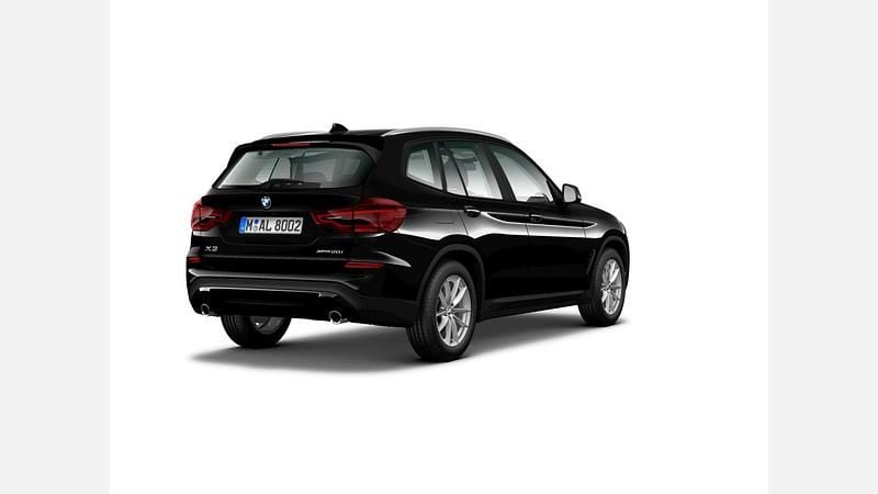 Używany BMW X3 Advantage 184 KM (135 kW) 2021 Czarny SUV