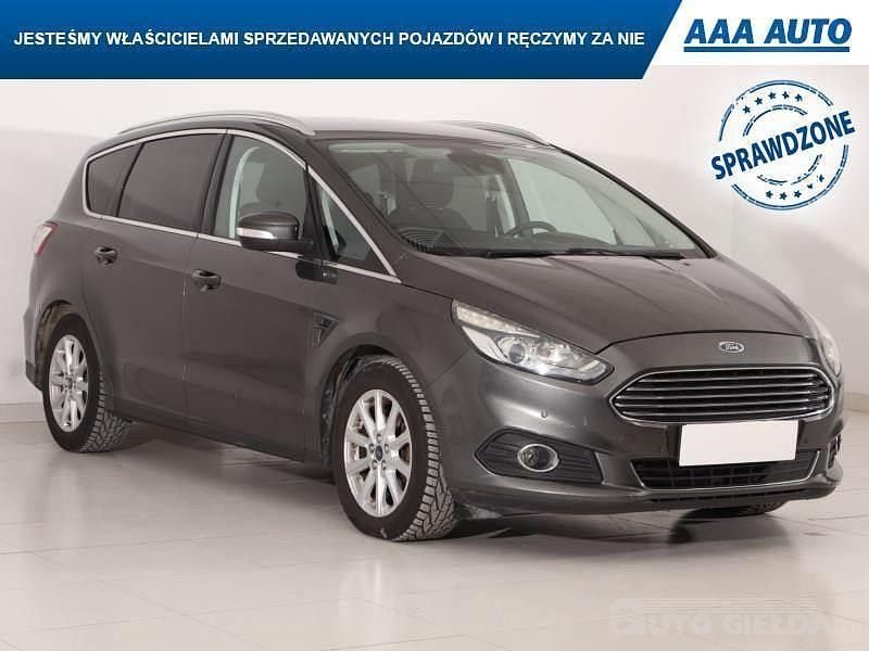Używany Ford S-MAX S 2016 Szary Minivan