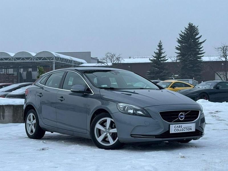 Używany Volvo V40 235 KM (172 kW) 2014 Szary Hatchback