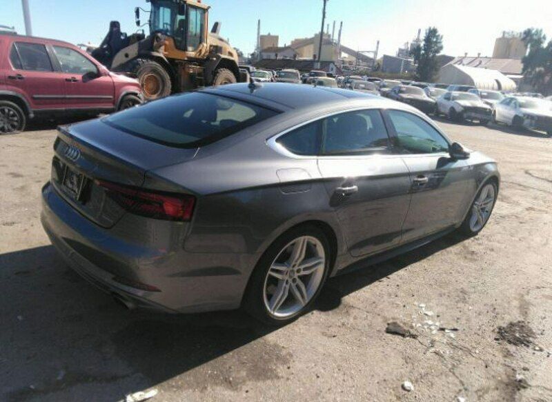 Używany Audi A5 Premium Plus 252 KM (185 kW) 2018 Szary Coupe