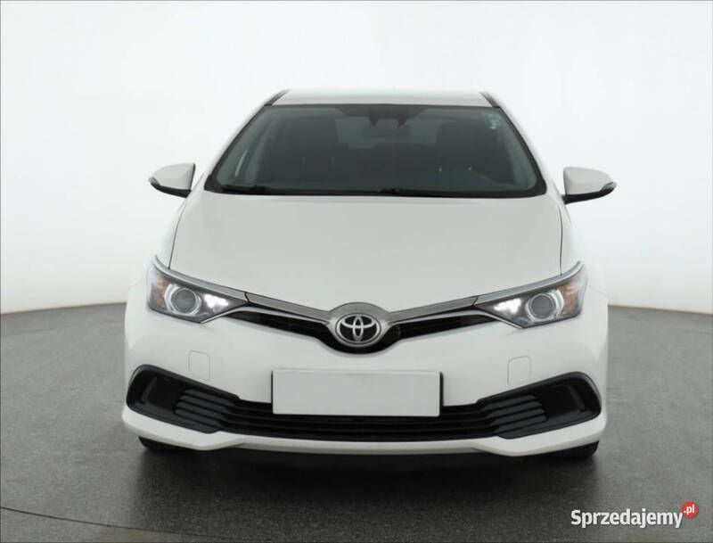 Biały Używany 2017 Toyota Auris Kombi | 36 999 zł (Super Cena) - Obraz 1/4