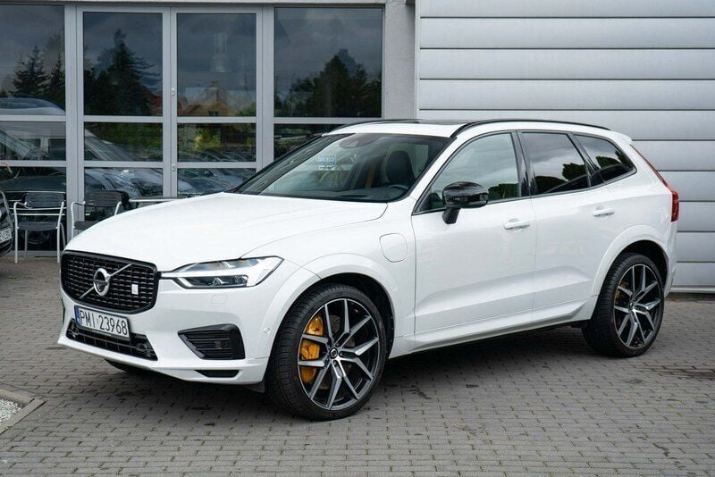 Biały Używany 2020 Volvo XC60 R-Design SUV | 189 900 zł (Dobra cena) - Obraz 1/4