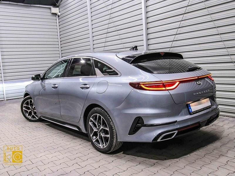 Używany Kia ProCeed 136 KM (100 kW) 2020 Szary (metalik) Kombi