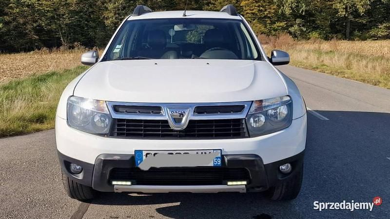 Używany Dacia Duster 110 KM (80 kW) 2013 Biały SUV