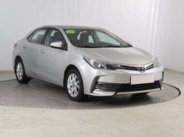Srebrny Używany 2016 Toyota Corolla Sedan/Limuzyna | 48 999 zł (Uczciwa cena) - Obraz 1/4