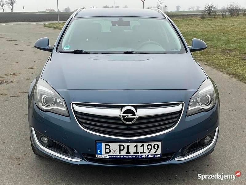 Używany Opel Insignia 140 KM (102 kW) 2015 Niebieski Kombi
