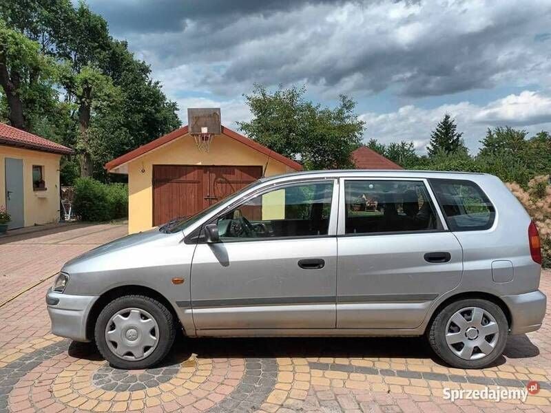 Używany Mitsubishi Space Star 2001 Minivan