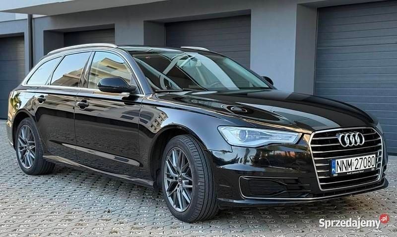 Czarny Używany 2016 Audi A6 Ambiente Kombi | 64 900 zł (Uczciwa cena) - Obraz 1/4