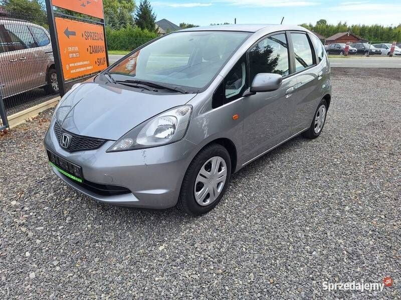 Używany Honda Jazz 90 KM (66 kW) 2011 Szary Hatchback