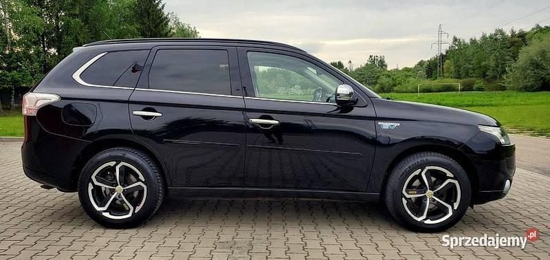 Używany 2014 Mitsubishi Outlander P-HEV | 39 500 zł (Uczciwa cena) - Obraz 1/4