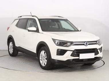 Biały Używany 2021 Ssangyong Korando SUV | 73 999 zł (Uczciwa cena) - Obraz 1/4