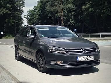 Szary Używany 2011 VW Passat Kombi | 28 400 zł (Uczciwa cena) - Obraz 1/4