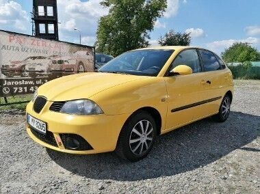 Żółty Używany 2006 Seat Ibiza Reference Hatchback | 6500 zł - Obraz 1/4