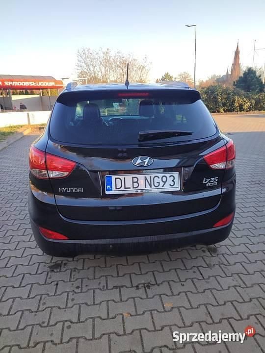 Czarny Używany 2011 Hyundai ix35 SUV | 28 500 zł (Uczciwa cena) - Obraz 1/4