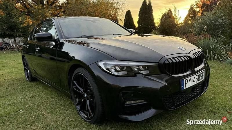Czarny Używany 2021 BMW 320 Sedan/Limuzyna | 99 000 zł (Super Cena) - Obraz 1/4