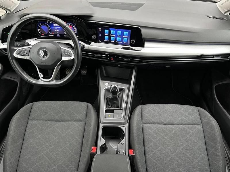 Używany VW Golf VIII 131 KM (96 kW) 2022 Kombi