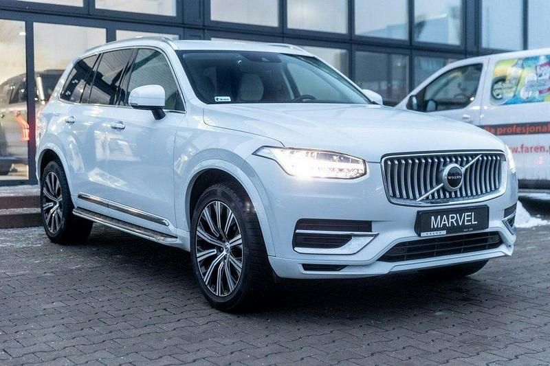 Używany Volvo XC90 Inscription 235 KM (172 kW) 2021 Biały SUV
