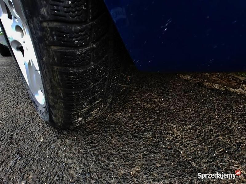 Używany BMW 318 2002 Niebieski Sedan/Limuzyna