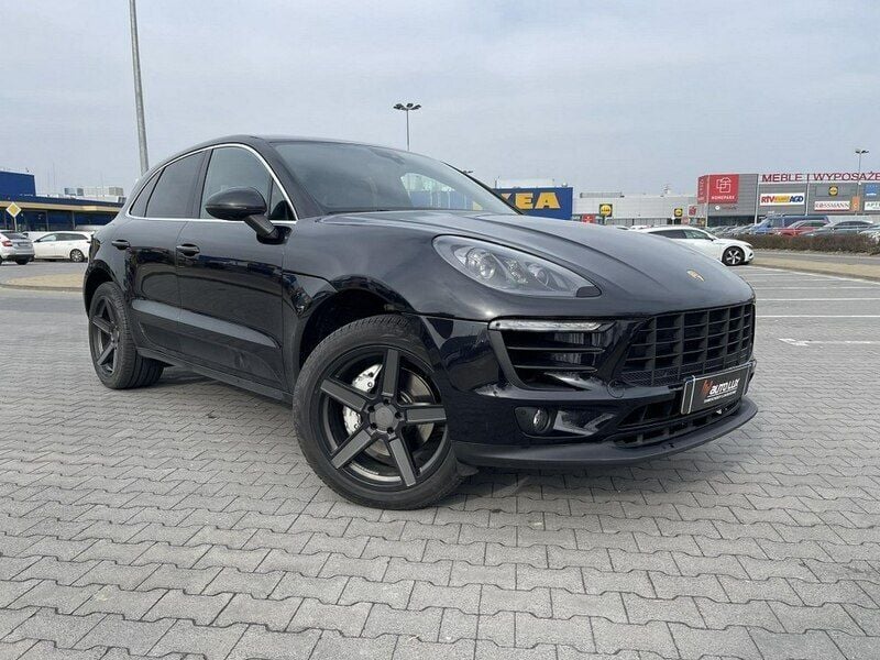 Czarny (metalik) Używany 2016 Porsche Macan SUV | 153 800 zł - Obraz 1/4
