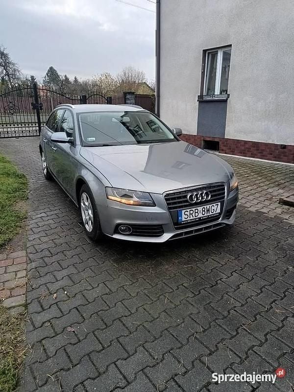 Szary Używany 2010 Audi A4 Kombi | 28 500 zł (Uczciwa cena) - Obraz 1/4