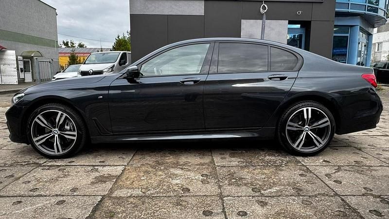 Używany BMW 320 320 KM (235 kW) 2017 Szary (metalik) Sedan/Limuzyna