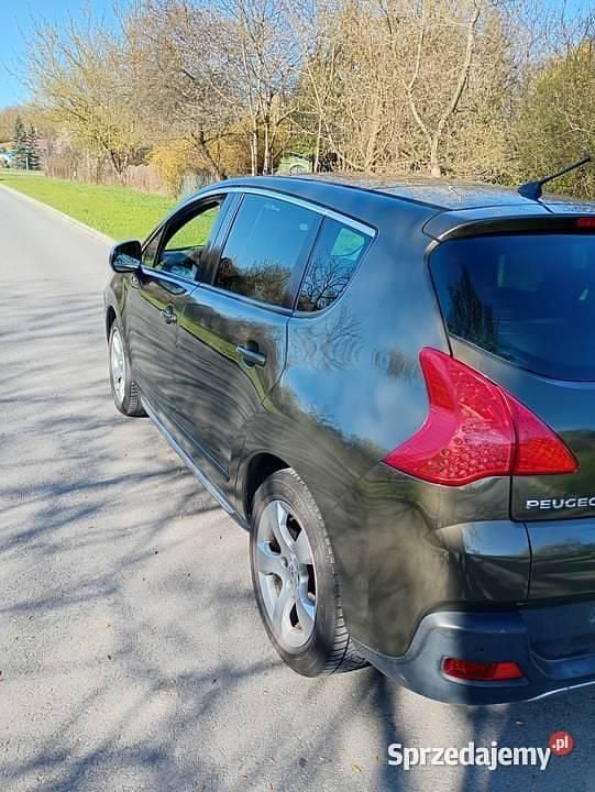 Używany Peugeot 3008 2011 Brązowy Kombi