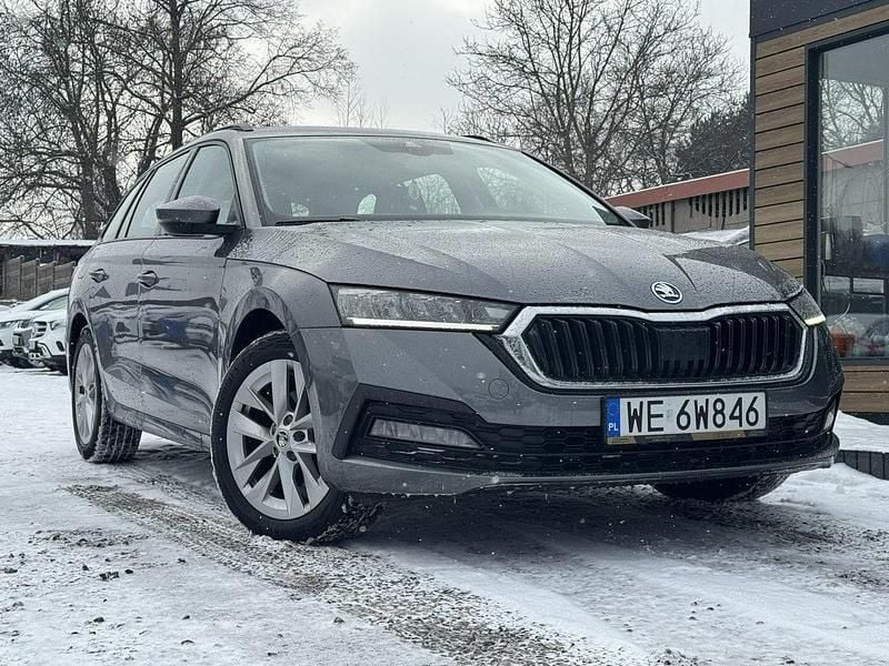 Używany Skoda Octavia 115 KM (84 kW) 2022 Szary (metalik) Kombi