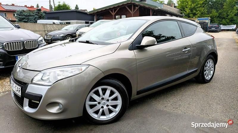 Szary Używany 2009 Renault Mégane Coupé Coupe | 18 900 zł (Uczciwa cena) - Obraz 1/4