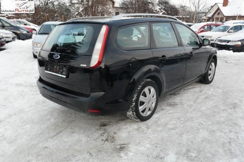 Używany Ford Focus 109 KM (80 kW) 2008 Czarny Sedan/Limuzyna