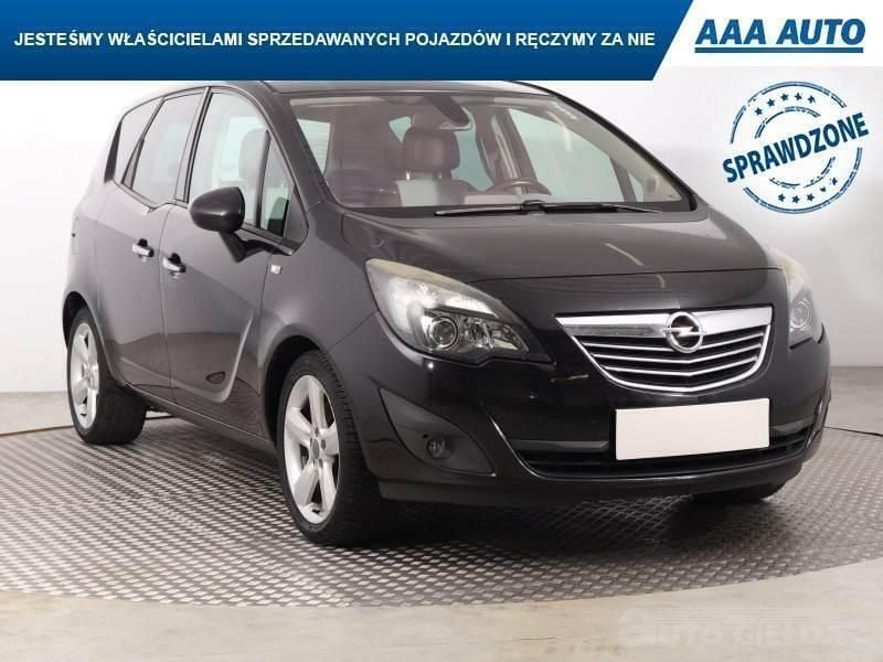 Czarny Używany 2010 Opel Meriva Minivan | 20 999 zł (Uczciwa cena) - Obraz 1/4