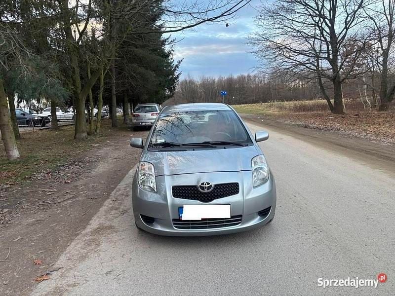 Używany Toyota Yaris 87 KM (63 kW) 2008 Hatchback