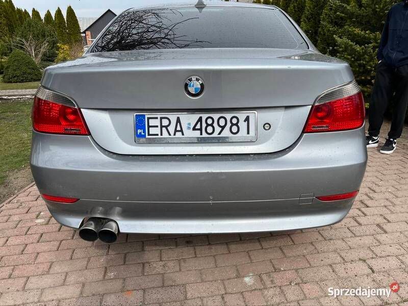 Srebrny Używany 2005 BMW 525 Sedan/Limuzyna | 22 000 zł (Dość drogi) - Obraz 1/3