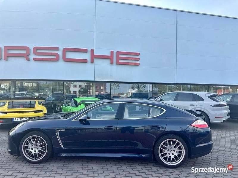 Granatowy Używany 2011 Porsche Panamera 4S Chrono Sedan/Limuzyna | 86 000 zł - Obraz 1/4