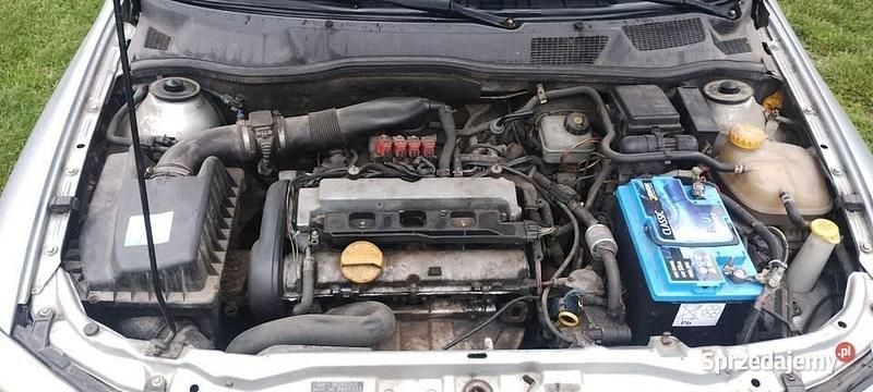 Używany Opel Astra Cabriolet 2001 Srebrny Kabriolet