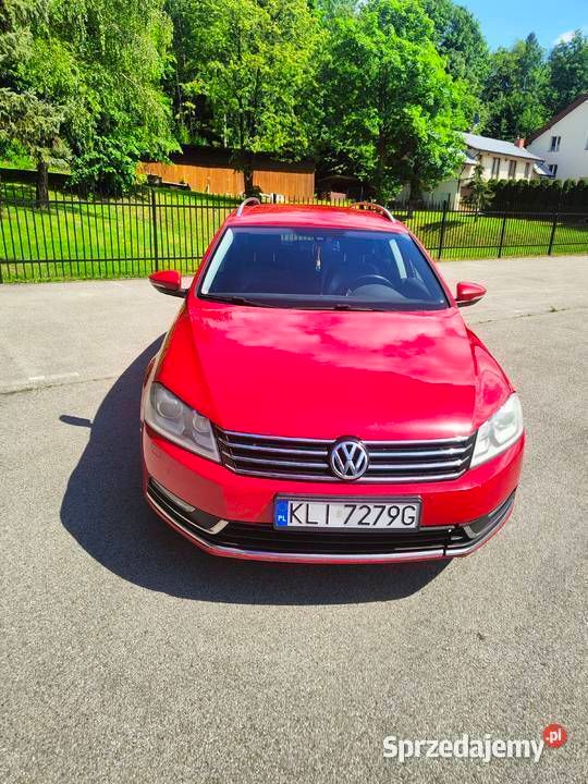 Czerwony Używany 2012 VW Passat Kombi | 35 900 zł (Dobra cena) - Obraz 1/4