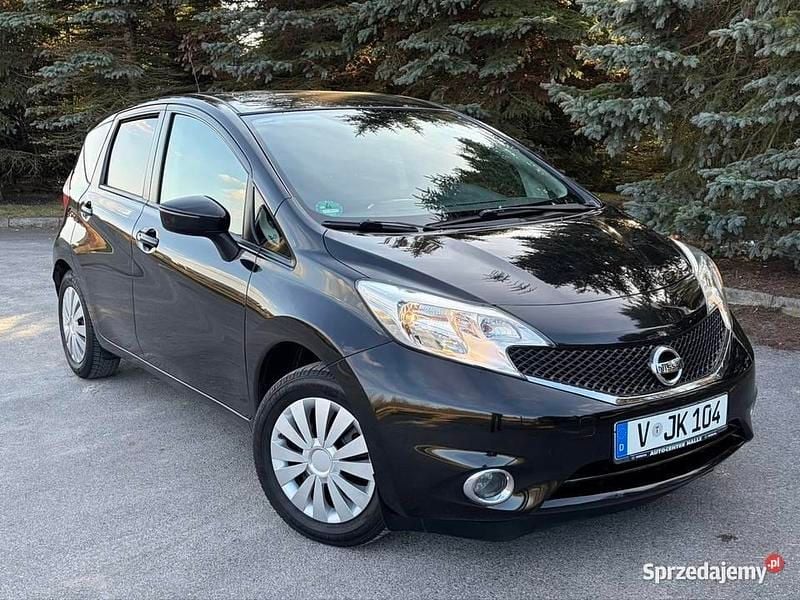 Używany Nissan Note 80 KM (58 kW) 2016 Czarny Hatchback