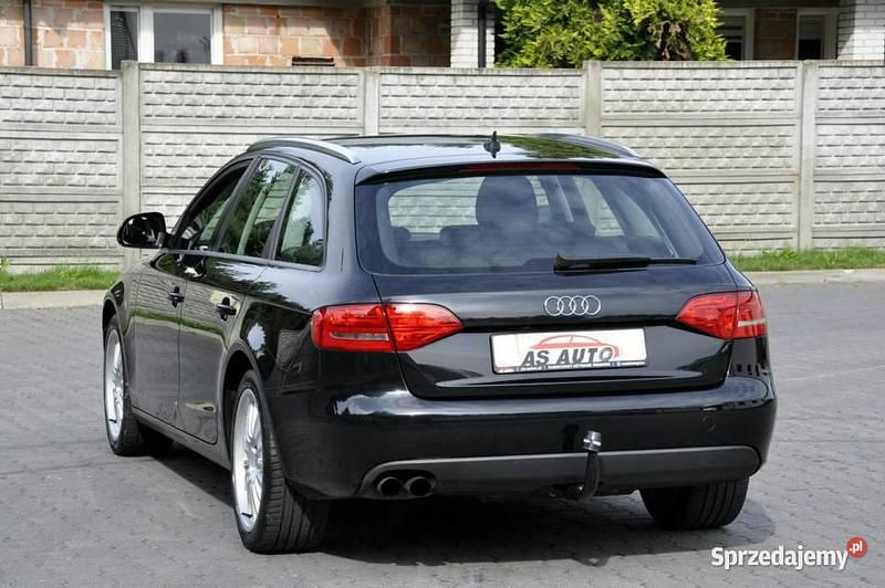 Używany Audi A4 160 KM (117 kW) 2009 Czarny Kombi