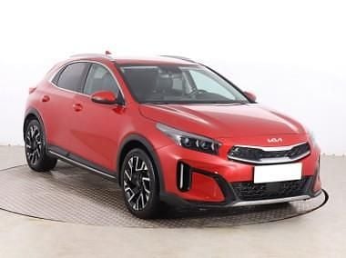 Używany Kia XCeed 141 KM (103 kW) 2022 Czerwony SUV
