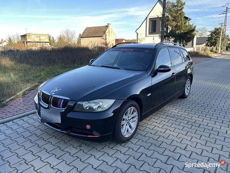 Używany 2006 BMW 318 | 11 900 zł (Dobra cena) - Obraz 1/4
