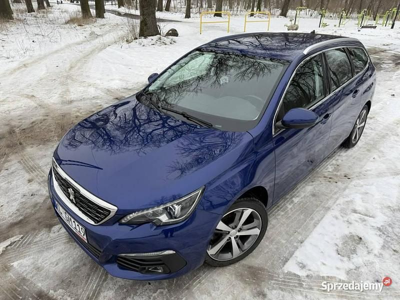 Używany Peugeot 308 SW Allure 2017 Niebieski Kombi