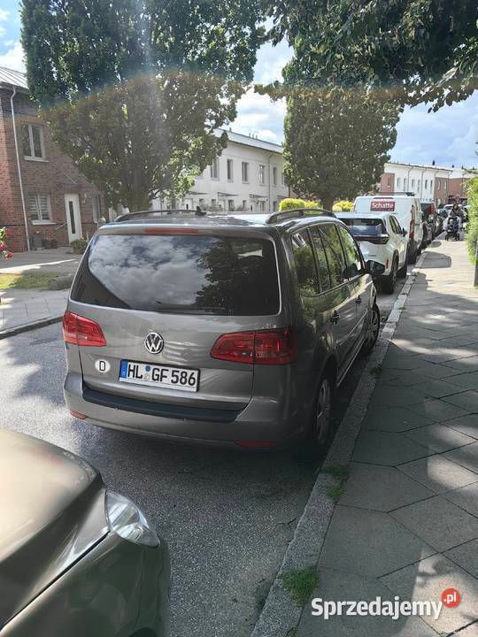 Srebrny Używany 2010 VW Touran Minivan | 27 000 zł (Drogi) - Obraz 1/2