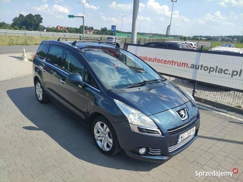 Granatowy Używany 2012 Peugeot 5008 Minivan | 22 800 zł (Super Cena) - Obraz 1/4