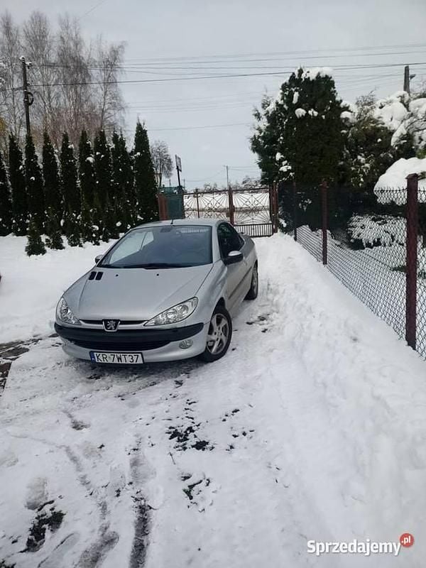 Używany Peugeot 206 CC 2002 Srebrny Kabriolet