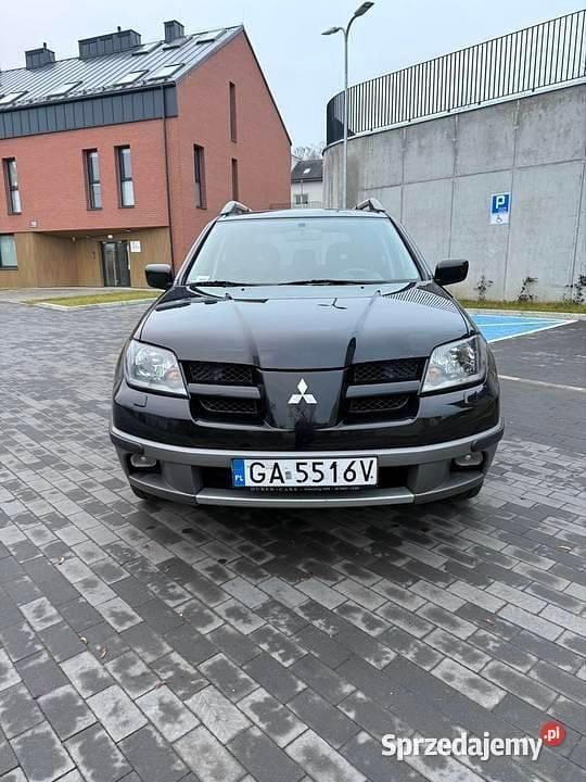Używany Mitsubishi Outlander 2003 Czarny SUV