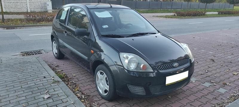 Używany Ford Fiesta 2008 Czarny Hatchback