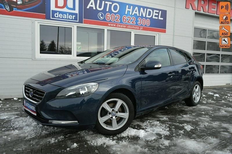 Używany Volvo V40 115 KM (84 kW) 2015 Niebieski Hatchback