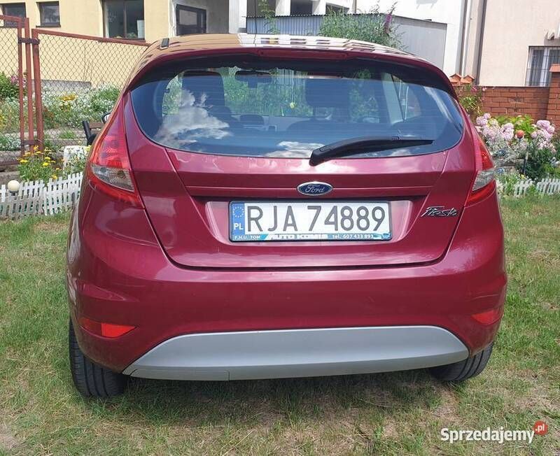 Wiśniowy Używany 2009 Ford Fiesta Hatchback | 14 000 zł (Uczciwa cena) - Obraz 1/4